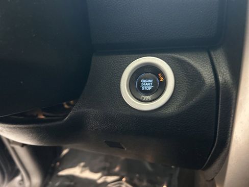 Used 2018 RAM 1500 Laramie w/ Convenience Group image 43