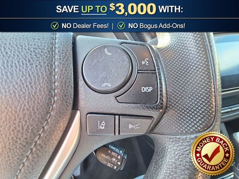 Used 2017 Toyota Corolla LE image 30