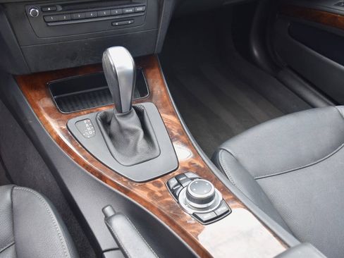 Used 2010 BMW 328i Sedan RWD image 16