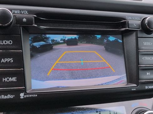 Certified 2018 Toyota RAV4 XLE FWD image 20