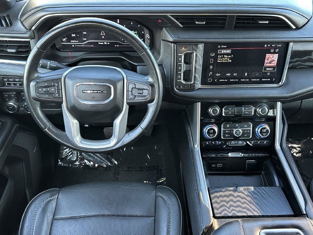Used 2023 GMC Yukon Denali AWD/4WD image 14