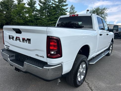 Certified 2026 RAM 2500 Big Horn AWD/4WD image 5