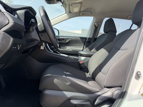 Used 2025 Toyota RAV4 LE image 26
