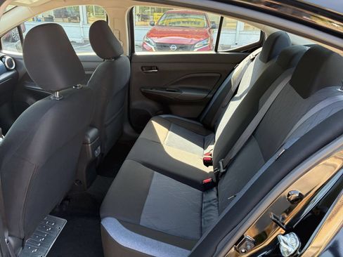 Used 2025 Nissan Versa SV FWD image 23