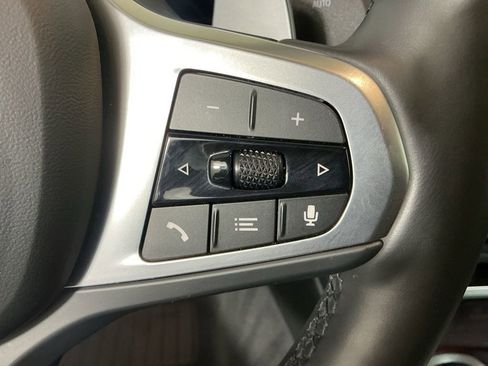 Certified 2024 BMW 330i Sedan w/ M Sport Package image 18