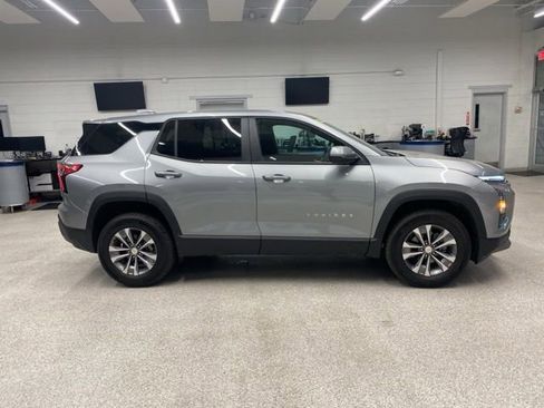 New 2026 Chevrolet Equinox LT image 4