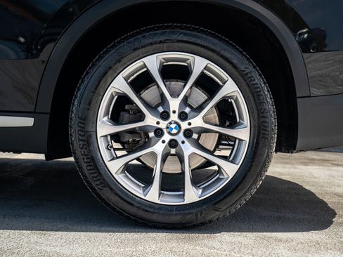 Used 2019 BMW X5 xDrive40i w/ Premium Package 2 AWD/4WD image 13