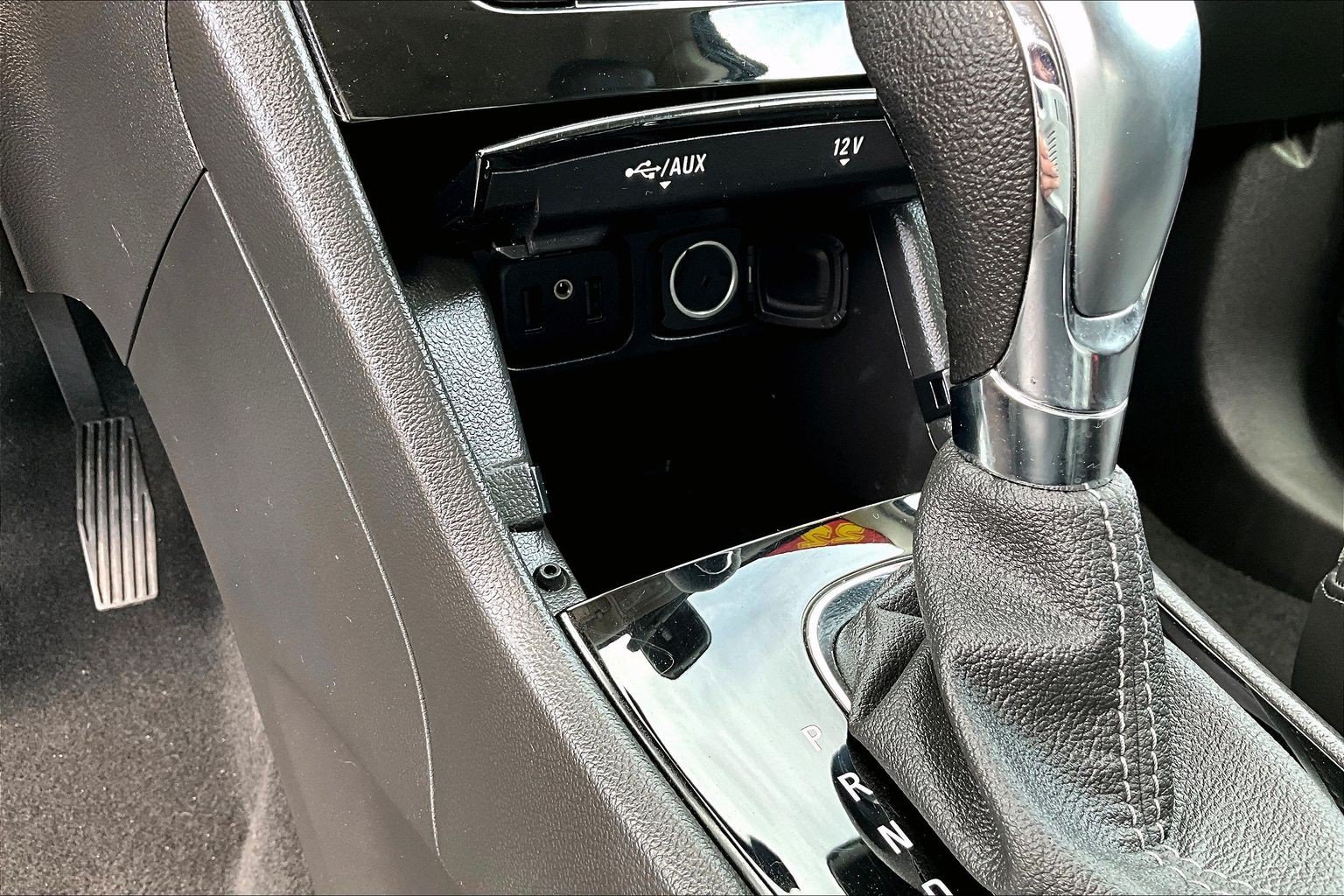 Used 2022 Buick Encore Preferred w/ Safety Package FWD image 24