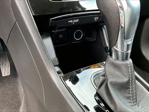 Used 2022 Buick Encore Preferred w/ Safety Package FWD image 24
