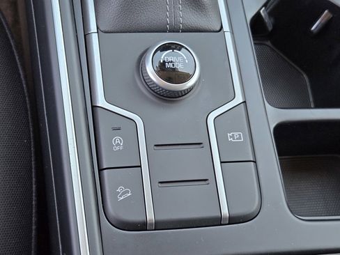 Used 2021 Kia Sorento LX FWD image 21