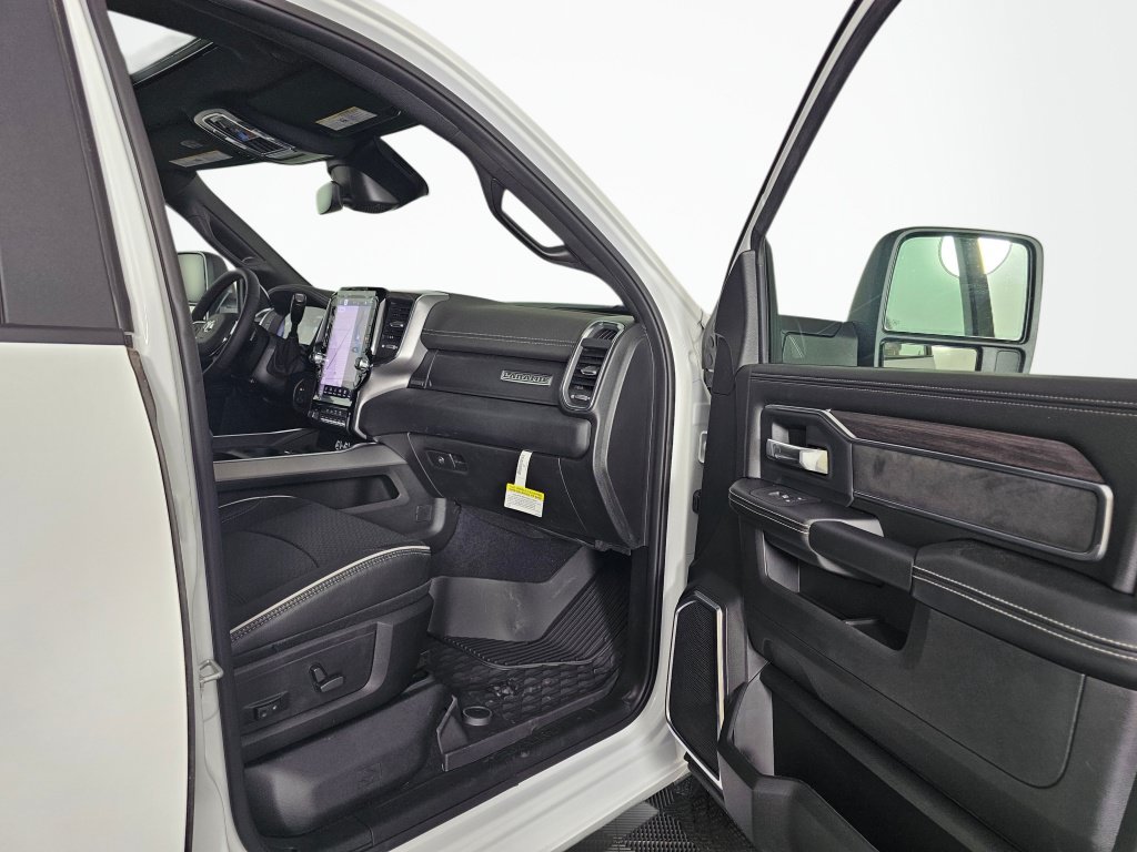 New 2026 RAM 3500 Laramie w/ Night Edition AWD/4WD image 39
