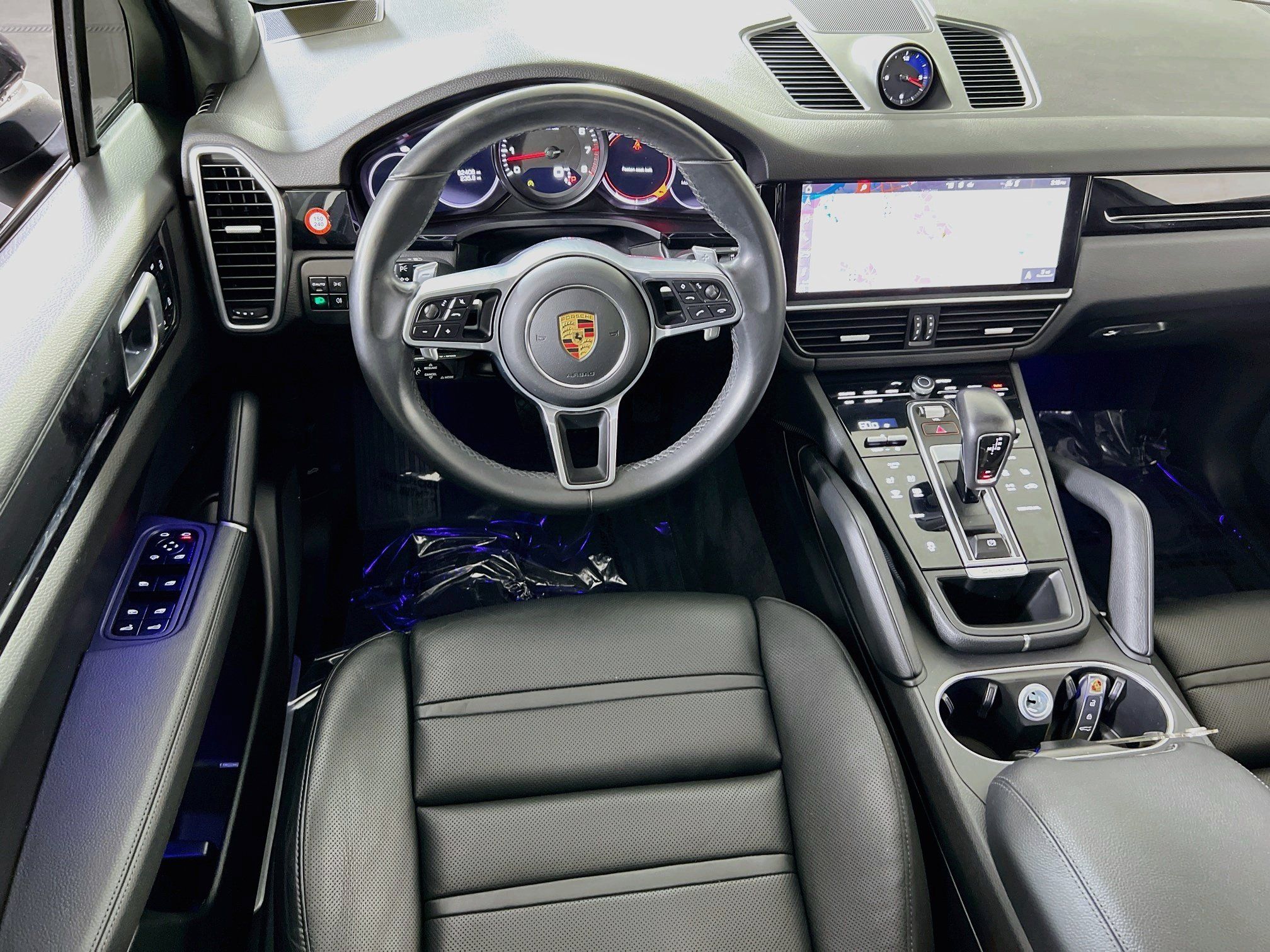 Used 2021 Porsche Cayenne AWD/4WD image 23