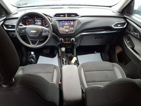 Used 2023 Chevrolet TrailBlazer LT image 8
