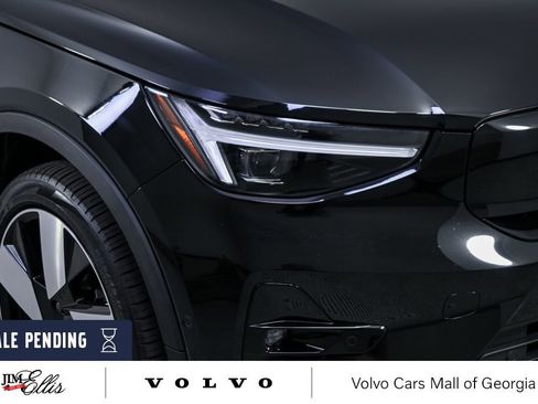 Certified 2024 Volvo XC40 Recharge Plus w/ Protection Package Premier AWD/4WD image 37