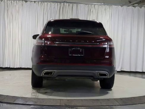 Used 2023 Lincoln Nautilus Reserve image 7