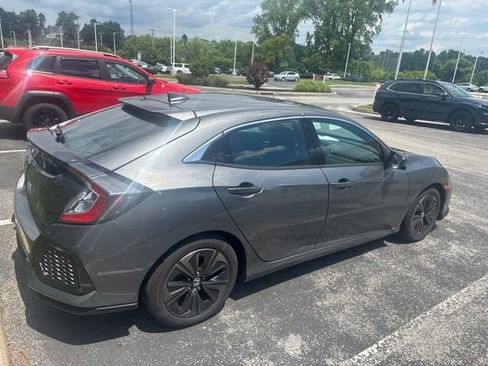 Used 2017 Honda Civic EX image 4