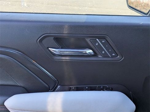 Used 2023 GMC Canyon AT4X image 12