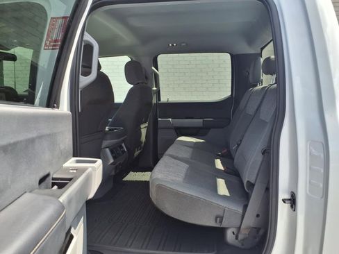 Used 2024 Ford F250 XLT w/ FX4 Off-Road Package image 13