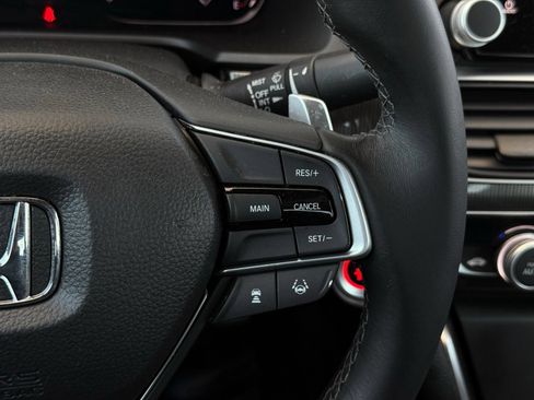 Used 2019 Honda Accord Sport image 29