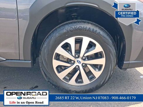Used 2025 Subaru Outback Premium w/ Popular Package #1 AWD/4WD image 5