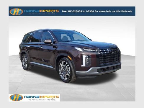 Used 2025 Hyundai Palisade SEL image 1