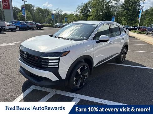 New 2025 Nissan Kicks SR image 3