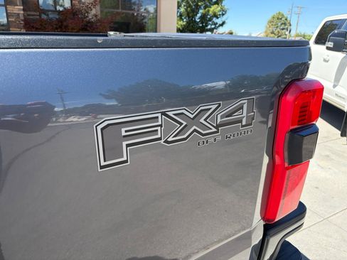 Used 2024 Ford F350 Lariat w/ Lariat Ultimate Package AWD/4WD image 29