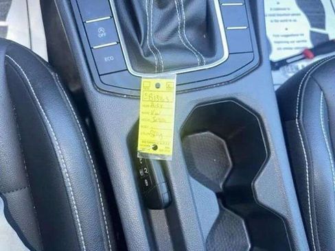 Used 2024 Volkswagen Jetta SE image 17