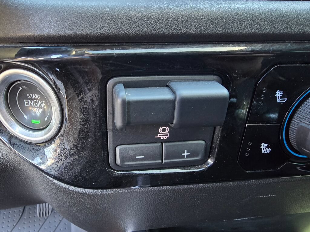 Used 2022 Chevrolet Silverado 1500 RST w/ Convenience Package II AWD/4WD image 26