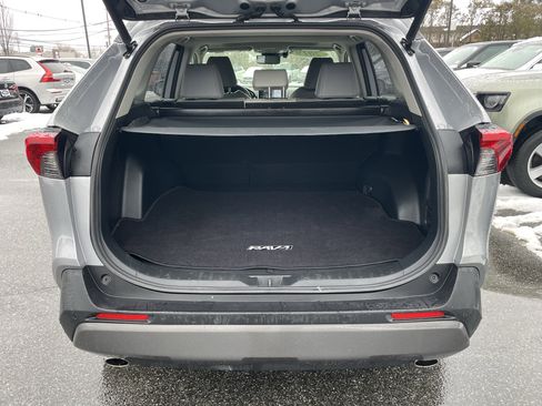 Used 2019 Toyota RAV4 Limited image 37