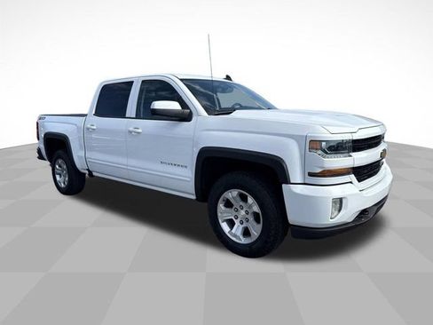 Used 2017 Chevrolet Silverado 1500 LT w/ All Star Edition AWD/4WD image 3