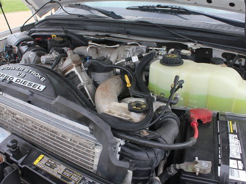 Used 2008 Ford F350 4x4 Crew Cab DRW Super Duty image 44