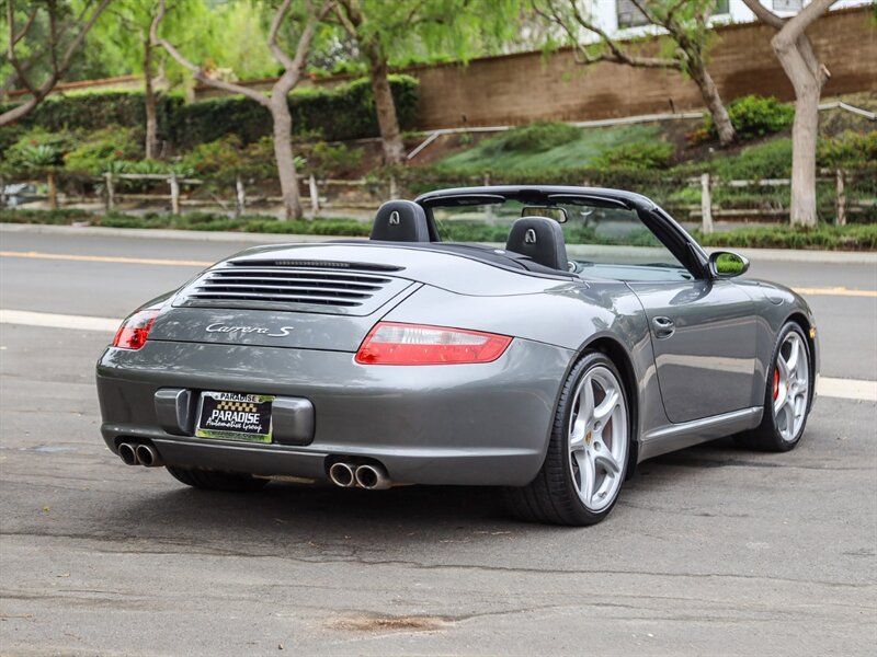 Used 2007 Porsche 911 Carrera S RWD image 5