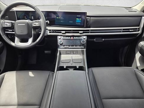 Used 2026 Hyundai Santa Fe SEL FWD image 15