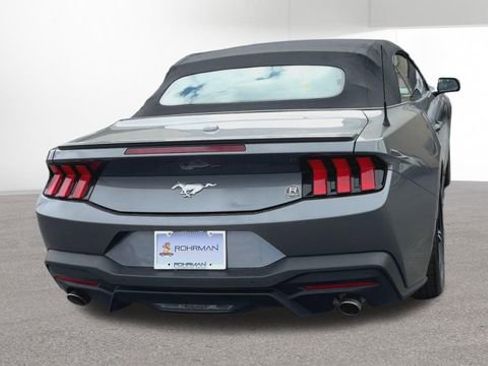 Used 2024 Ford Mustang Premium image 8