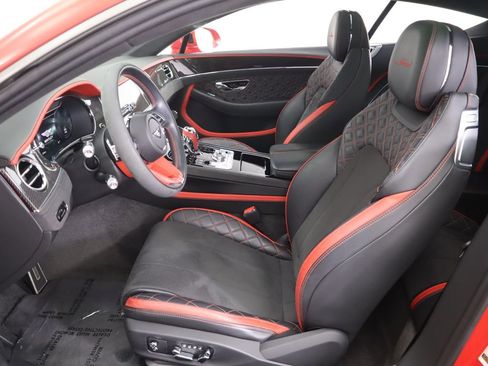 Used 2024 Bentley Continental GT Speed image 20