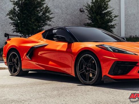 Used 2020 Chevrolet Corvette Stingray Coupe w/ 1LT RWD image 47