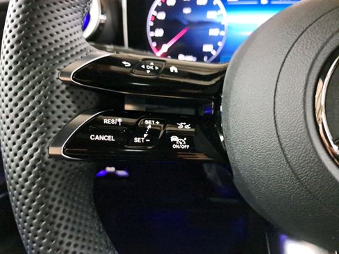 New 2026 Mercedes-Benz GLC 300 4MATIC image 18