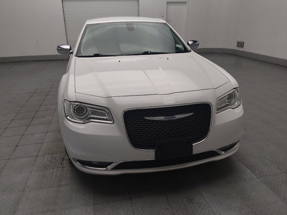 Used 2019 Chrysler 300 Limited RWD image 14