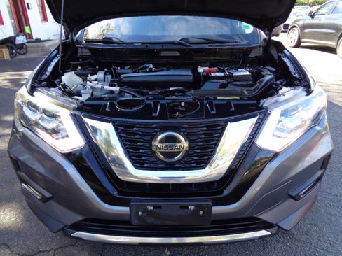 Used 2020 Nissan Rogue SL w/ Premium Package image 24