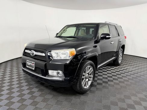 Used 2013 Toyota 4Runner Limited AWD/4WD image 2