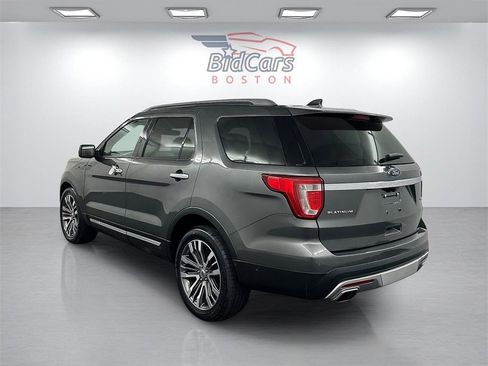 Used 2016 Ford Explorer Platinum image 6