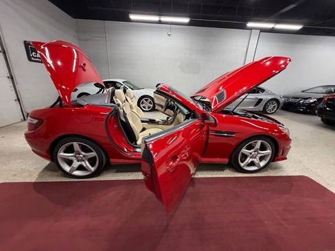 Used 2012 Mercedes-Benz SLK 250 image 40