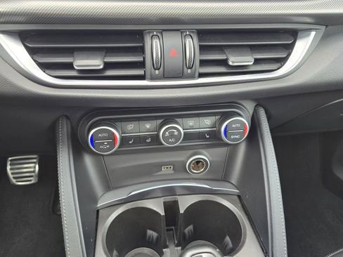 Used 2019 Alfa Romeo Stelvio Ti Sport w/ Quick Order Package 22S Sport AWD/4WD image 32