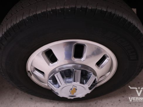 Used 2024 Chevrolet Silverado 3500 LTZ w/ LTZ Convenience Package image 32