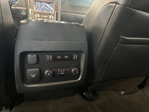 Used 2017 Lincoln Navigator L Reserve AWD/4WD image 22