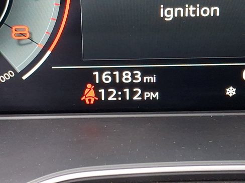 Certified 2025 Audi Q5 2.0T Premium Plus image 21