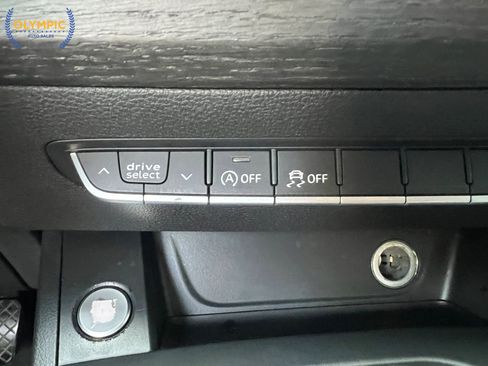 Used 2017 Audi A4 2.0T Premium image 38