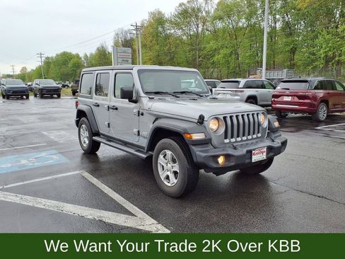 Used 2019 Jeep Wrangler Unlimited Sport S AWD/4WD image 7