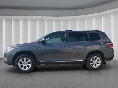Used 2012 Toyota Highlander SE w/ Protection Pkg AWD/4WD image 2
